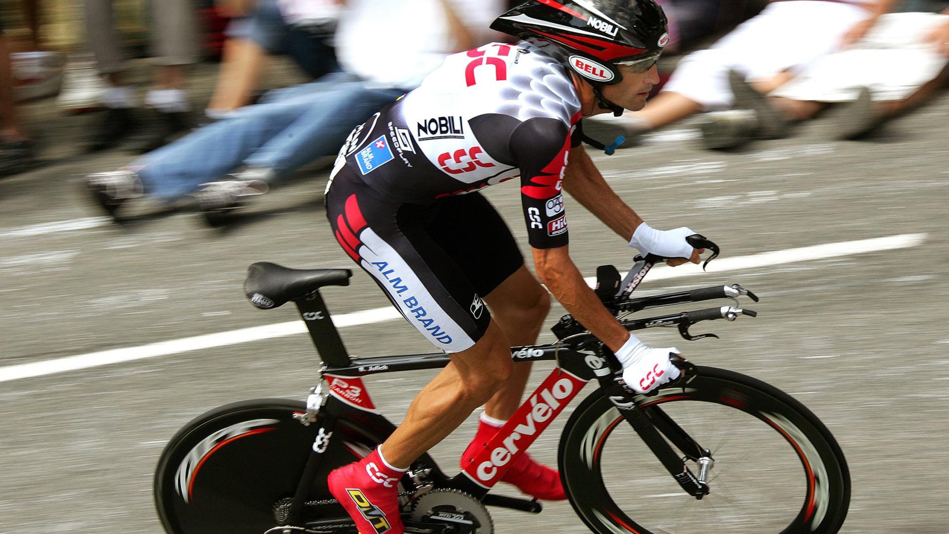 JDG推动选手综合素质测评系统建设